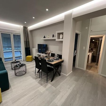 Luxury Apartment Near Acropolis Athens Exterior photo
